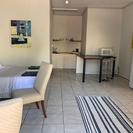 Le Grec Wine Tram Apartment Franschhoek Buitenkant foto
