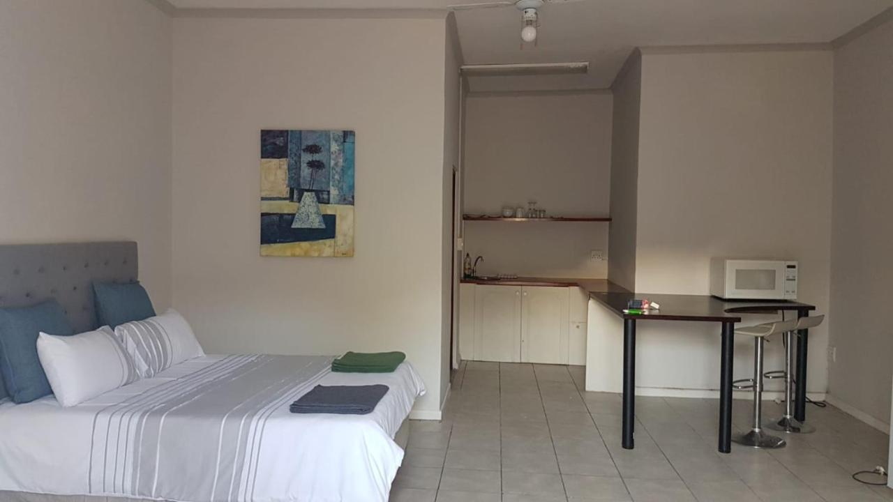 Le Grec Wine Tram Apartment Franschhoek Buitenkant foto